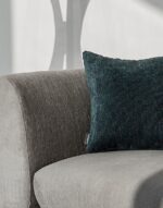 نمایی از جزئیات مبل بویکا رنگ بژ