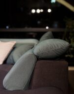 تصویری دیگری از مبل ال هایدمان رنگ خاکستری تیره و سبز سدری