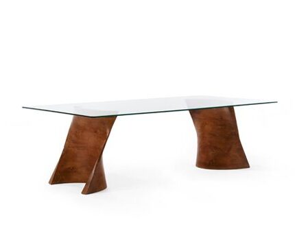 نمایی از surface - dining table از دور